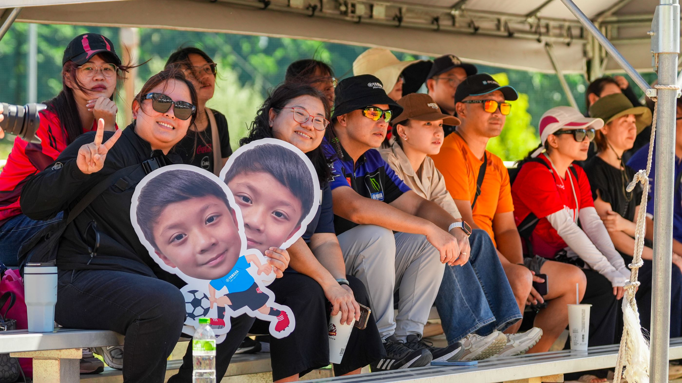 YAMAHA隊及龍山捷豹家長場邊加油